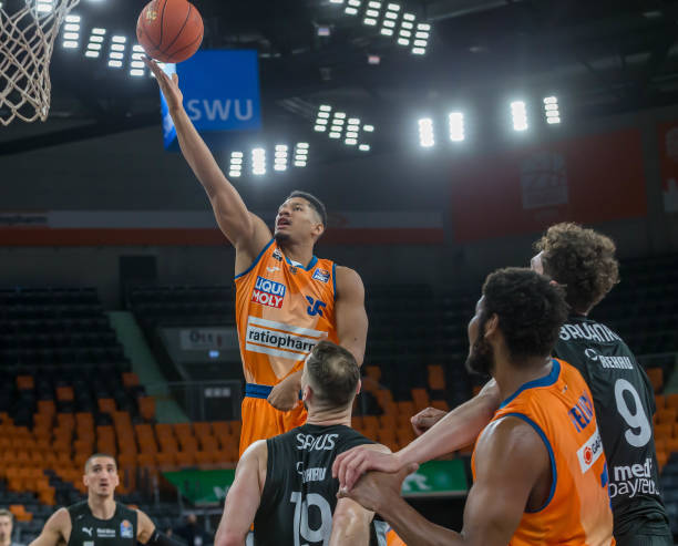 班若能达到 班若能达到