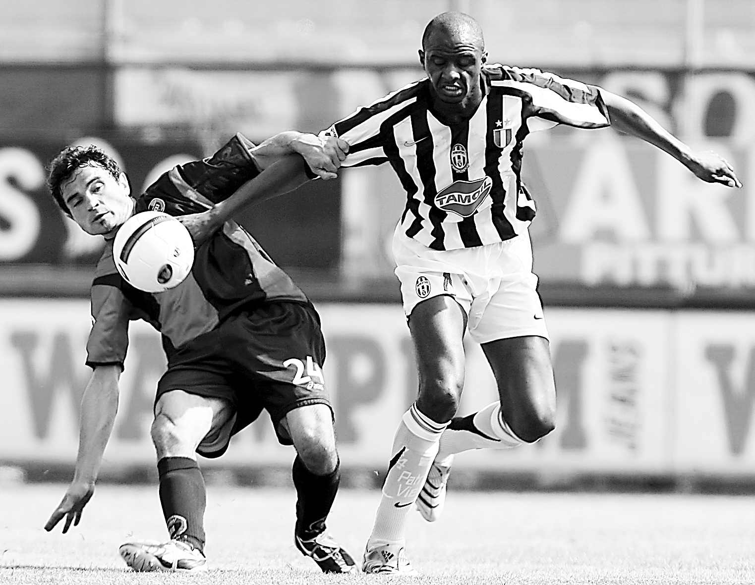 反手快攻和 反手快攻和