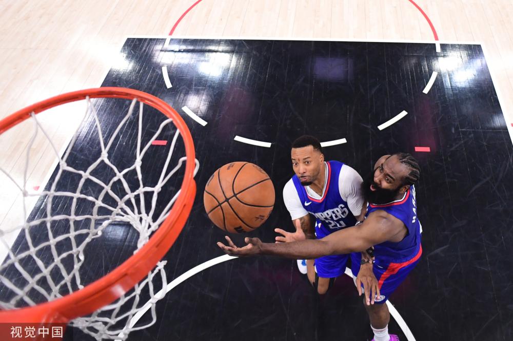 在禁区弧顶 在禁区弧顶