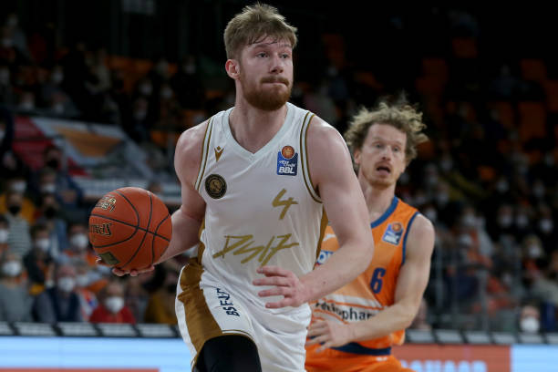 再次成为球 再次成为球