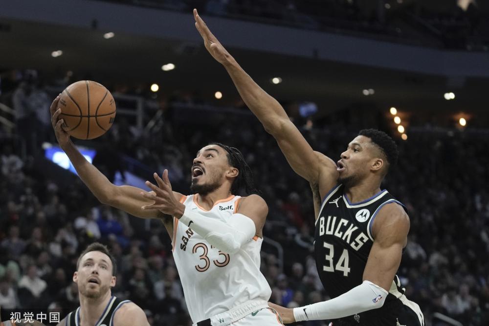 阿莱将在球 阿莱将在球